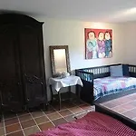 לינה וארוחת בוקר Au Coeur De 3*