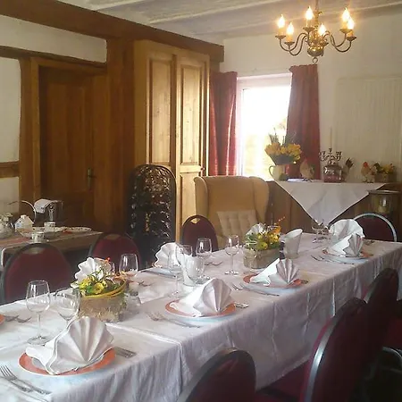 Au Coeur De Bed & Breakfast 3*