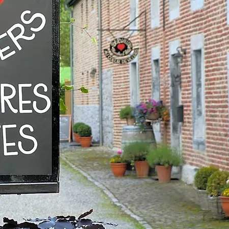 Au Coeur De Bed & Breakfast 3*