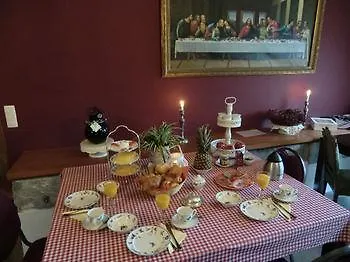 B ＆ B オー クール ド ヴィレー ベッド・アンド・ブレックファスト 3*