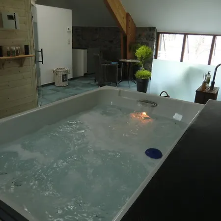 B ＆ B オー クール ド ヴィレー ベッド・アンド・ブレックファスト