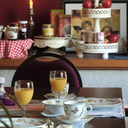 B ＆ B オー クール ド ヴィレー ベッド・アンド・ブレックファスト